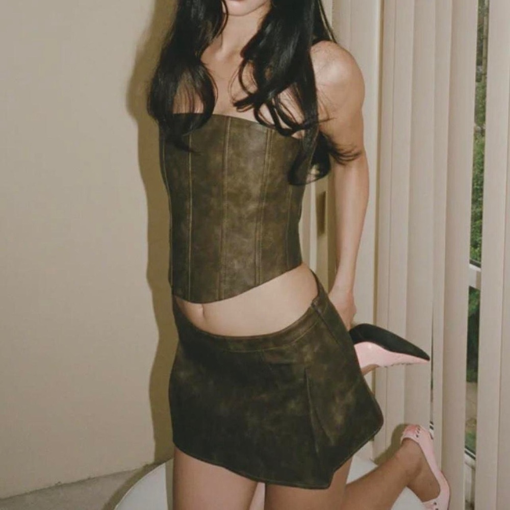 With Jean Althea Corset in Chocolate. XS. NEW W TAGS.